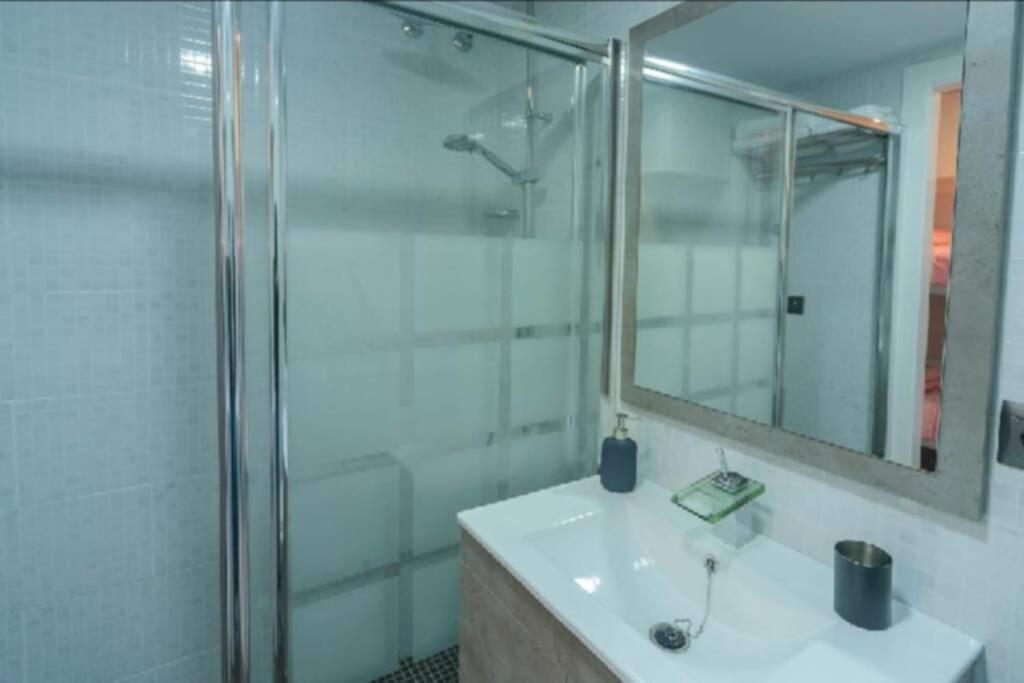 Apartamento 215. Primera Linea De Playa. 베날마데나코스타 외부 사진